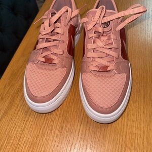 Nike Women's Coral Sneakers